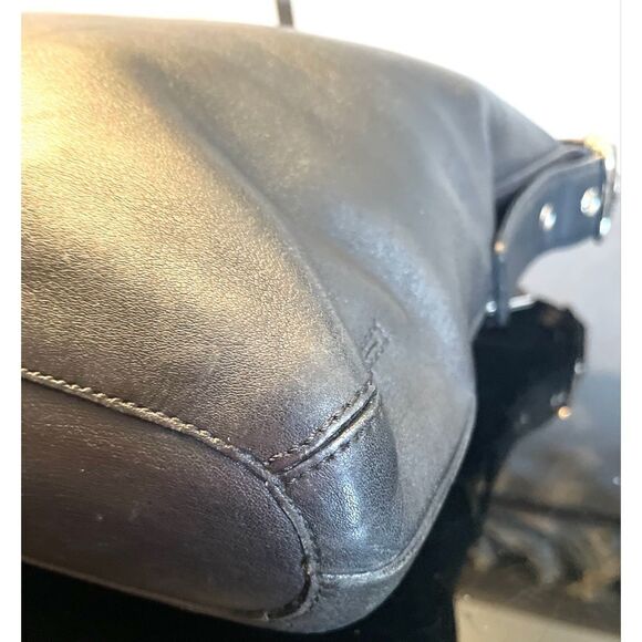 Vintage COACH 9326 Legacy Slim Black Leather Duffle Shoulder Bag Hangtag - Picture 7 of 12